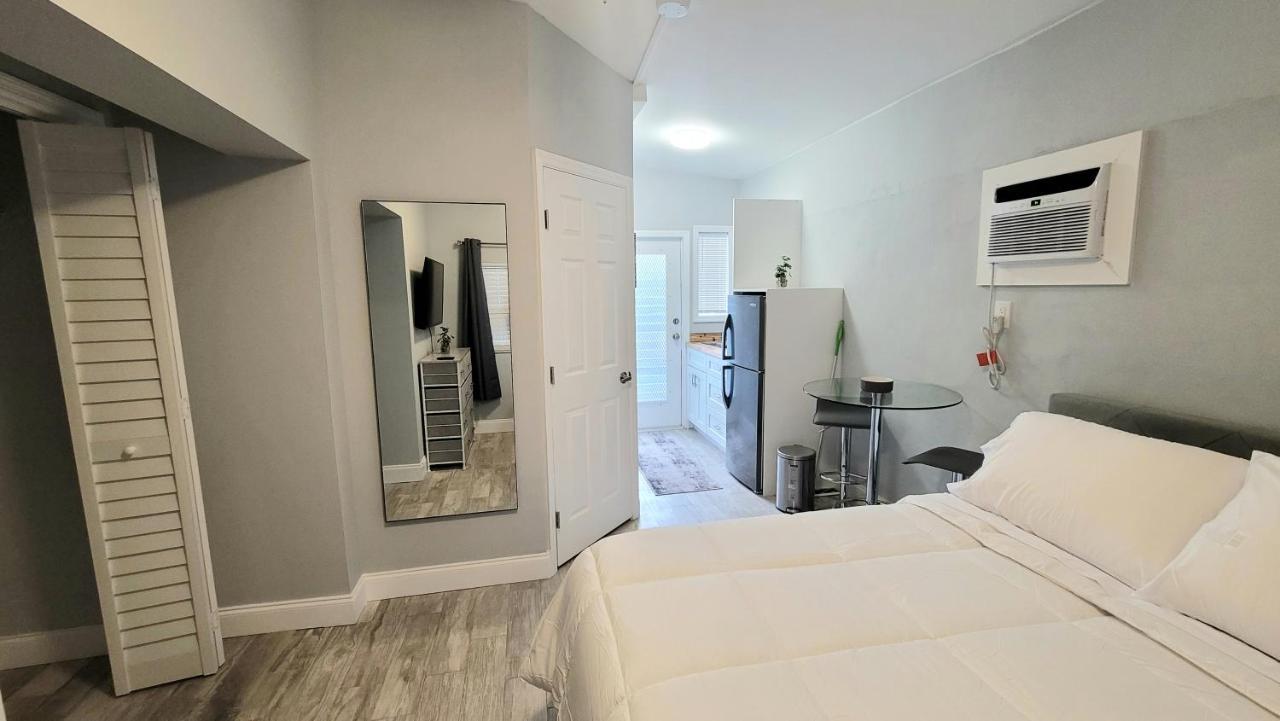 Beachway Inn Lantana Luaran gambar