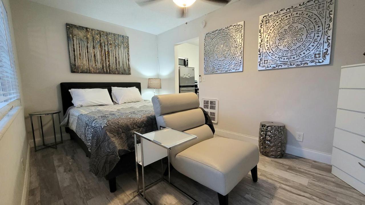 Beachway Inn Lantana Luaran gambar